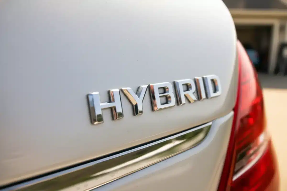 5 Common Hybrid Car Mistakes That Are Secretly Draining Your Battery, According to Experts